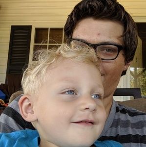 Meet your Posher, Caleb